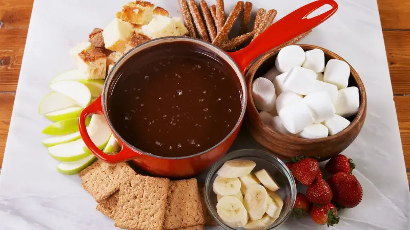 Chocolate Fondue with Fruit and Marshmallow Dippers Chocolate Fondue with Fruit and Marshmallow Dippers