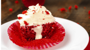 Red Velvet Cupcakes with Cream Cheese Frosting Red Velvet Cupcakes with Cream Cheese Frosting